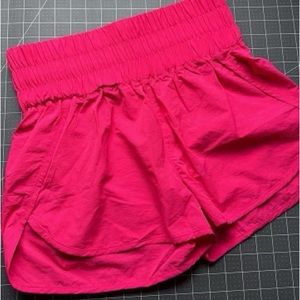 Zeanana windbreaker shorts M